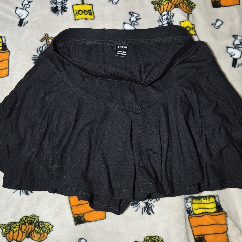 SHEIN Black Layered Mini Skirt